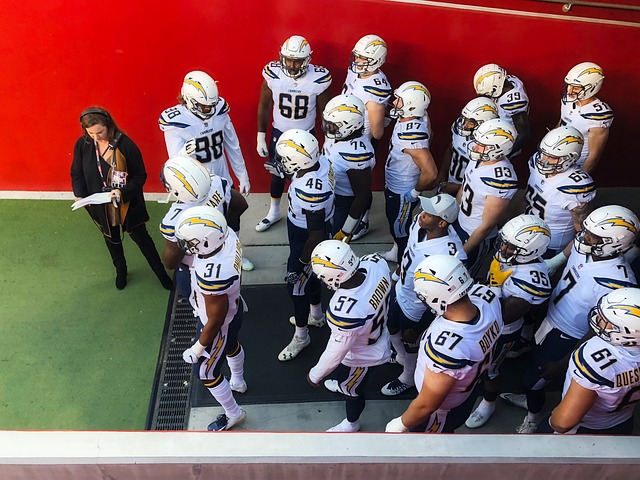 明显拉扯 明显拉扯